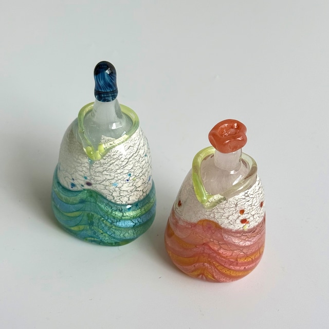 佐々木みどり ガラスのお雛様セット 桜【台・屏風・敷物・飾り・箱付き】