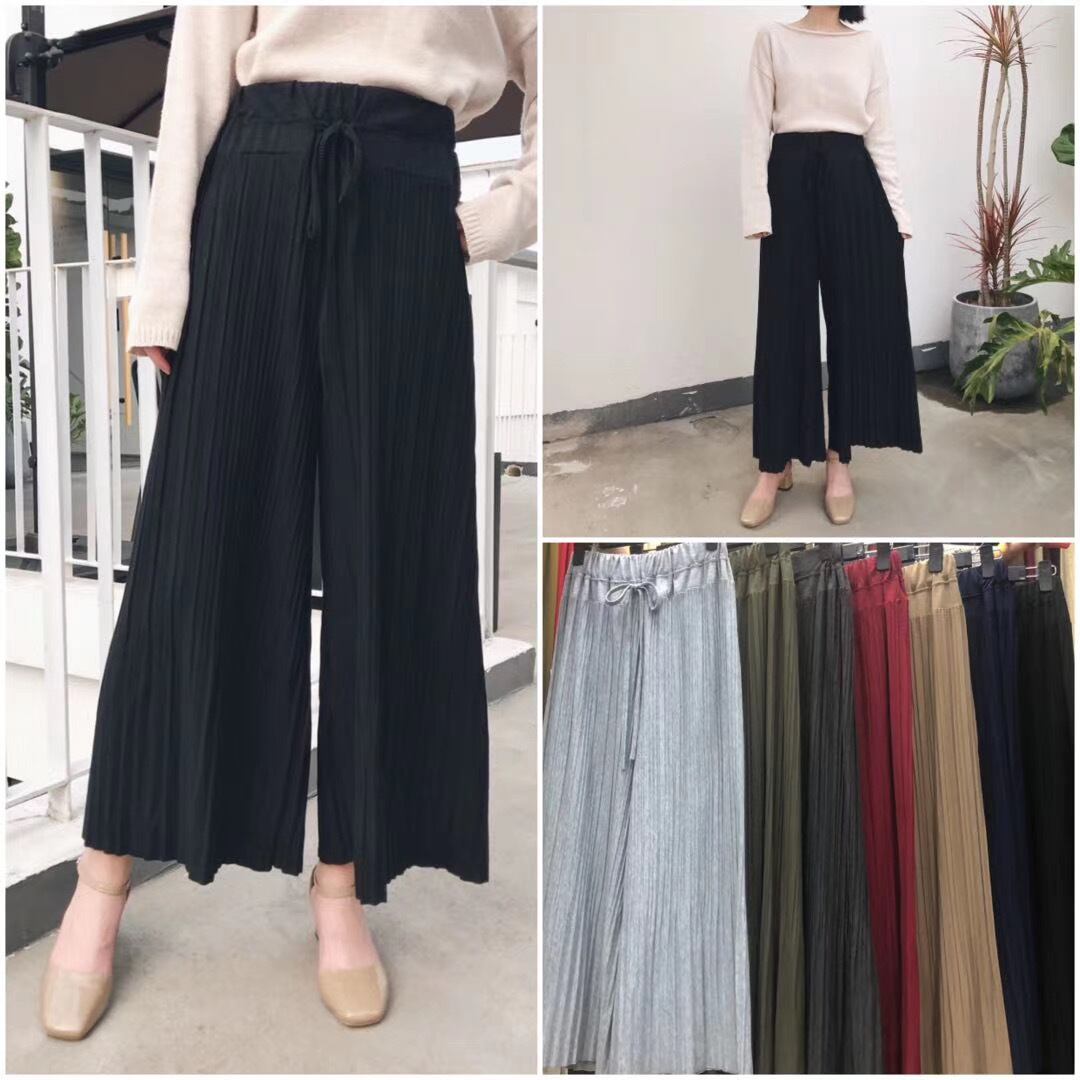 プリーツパンツ