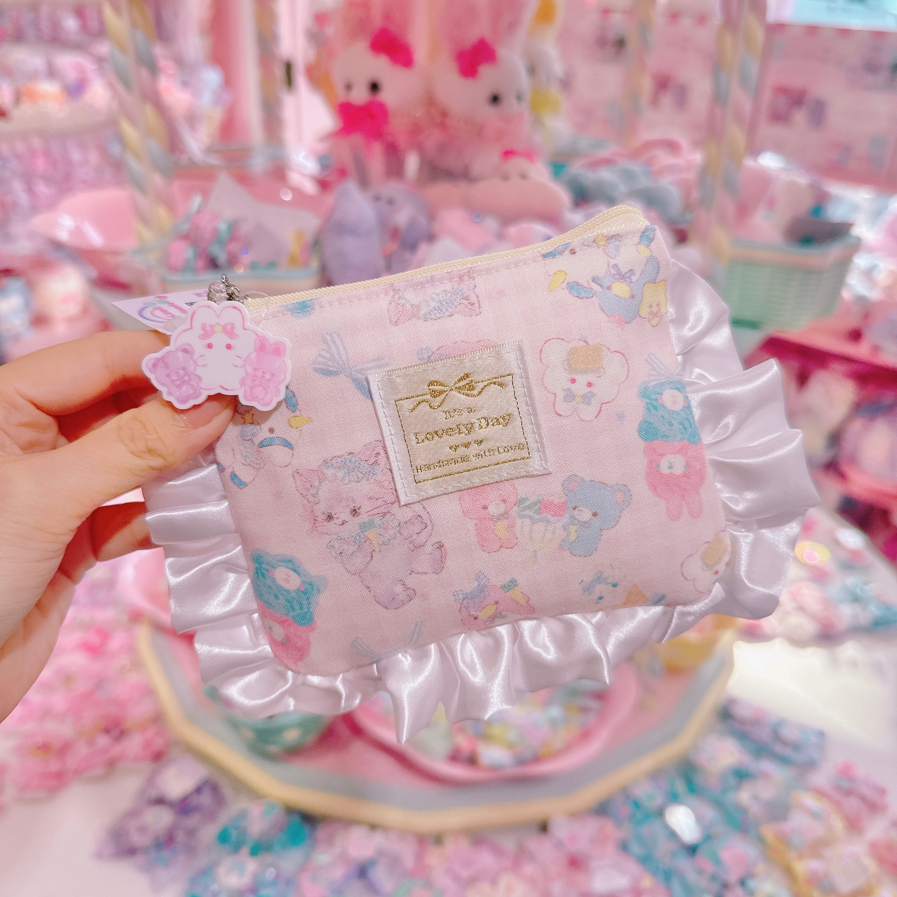 【E3】94-11コットンレース＆サテンフリルミニポーチ