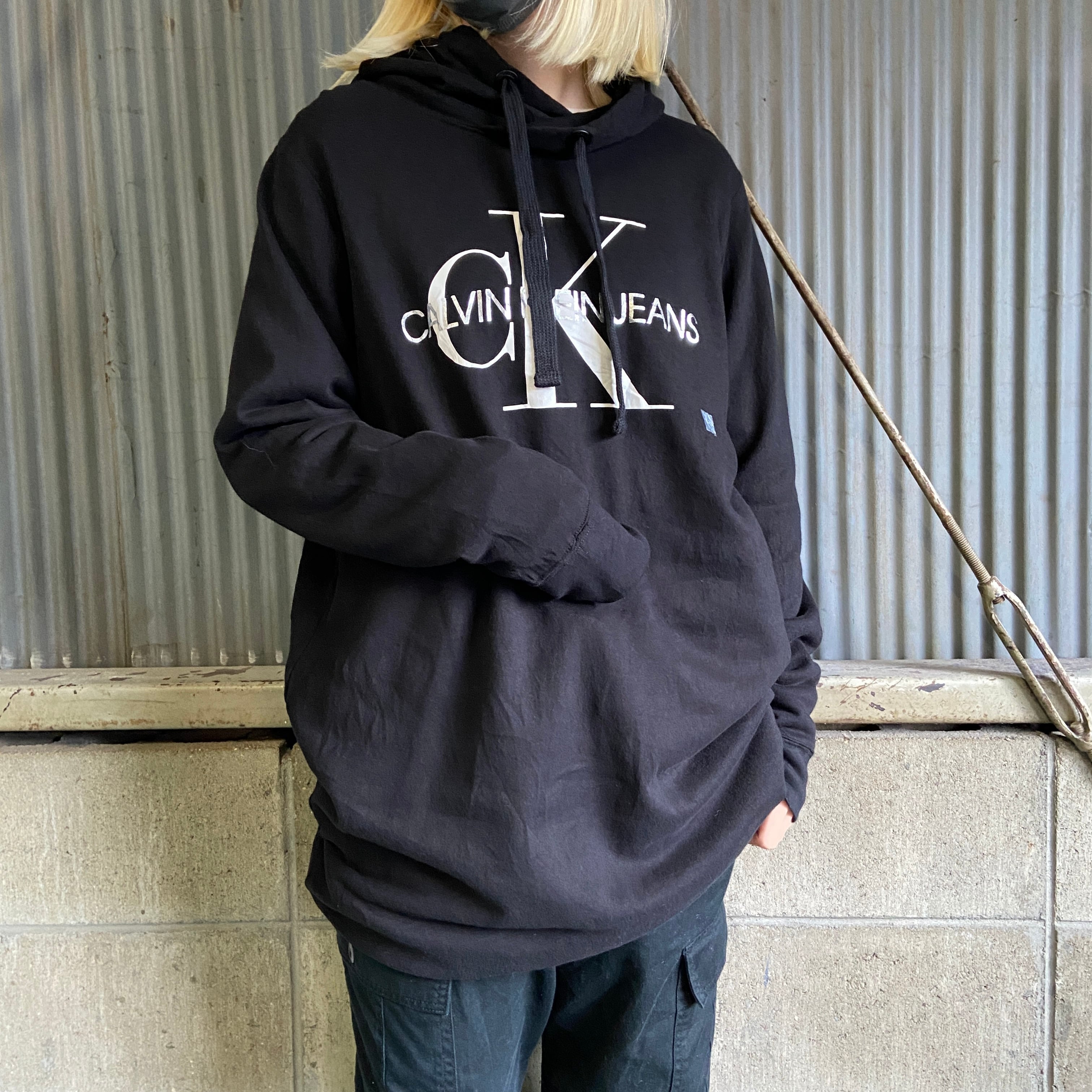 正規 【新品】カルバンクラインcalvin klein フーディー パーカー ロゴ