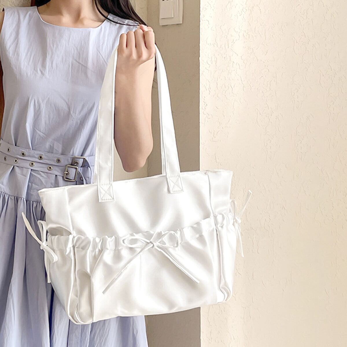 トートバッグ リボン レディース 韓国 大容量 軽量 A4 きれいめ 大人 かわいい おしゃれ 通勤 通学 フェミンイン ギャザー バッグ 柔らかい フリル 大人可愛い 大人女子