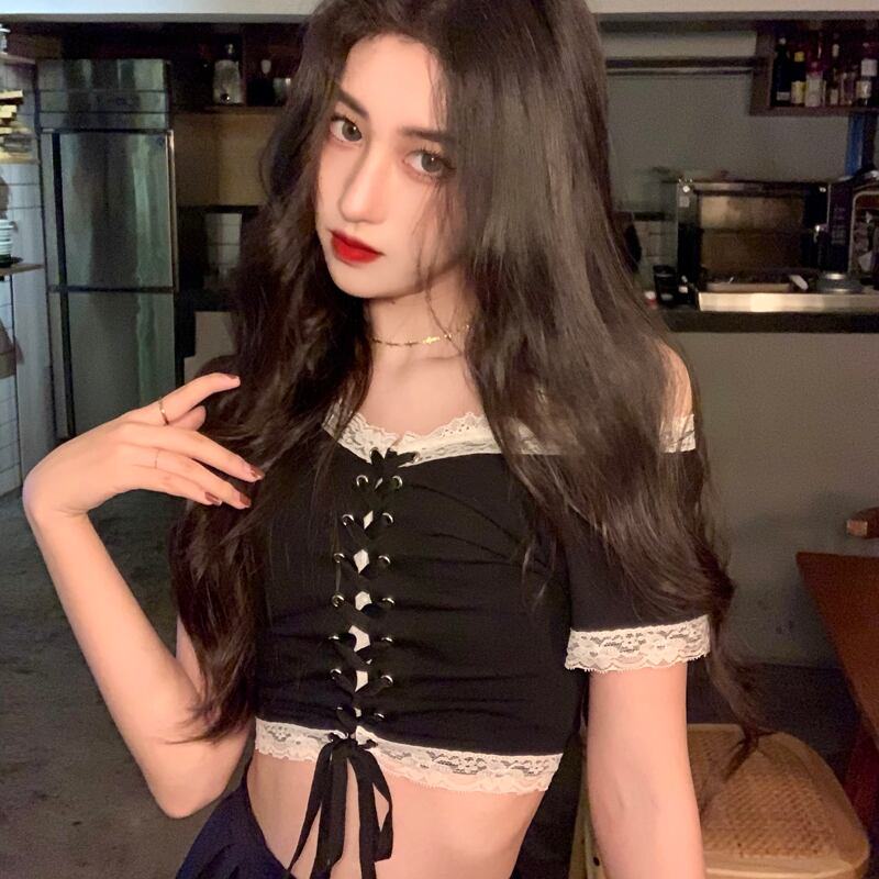 レースステッチショートTシャツ女性の夏のVネックスケミングデザインニッチブラック半袖トップ2020新しい ブラックストロベリース70408980846