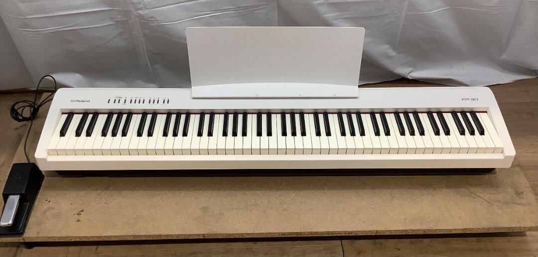☆38295【電子ピアノ】ROLAND FP30 16年製 | リユース専門店エプコ