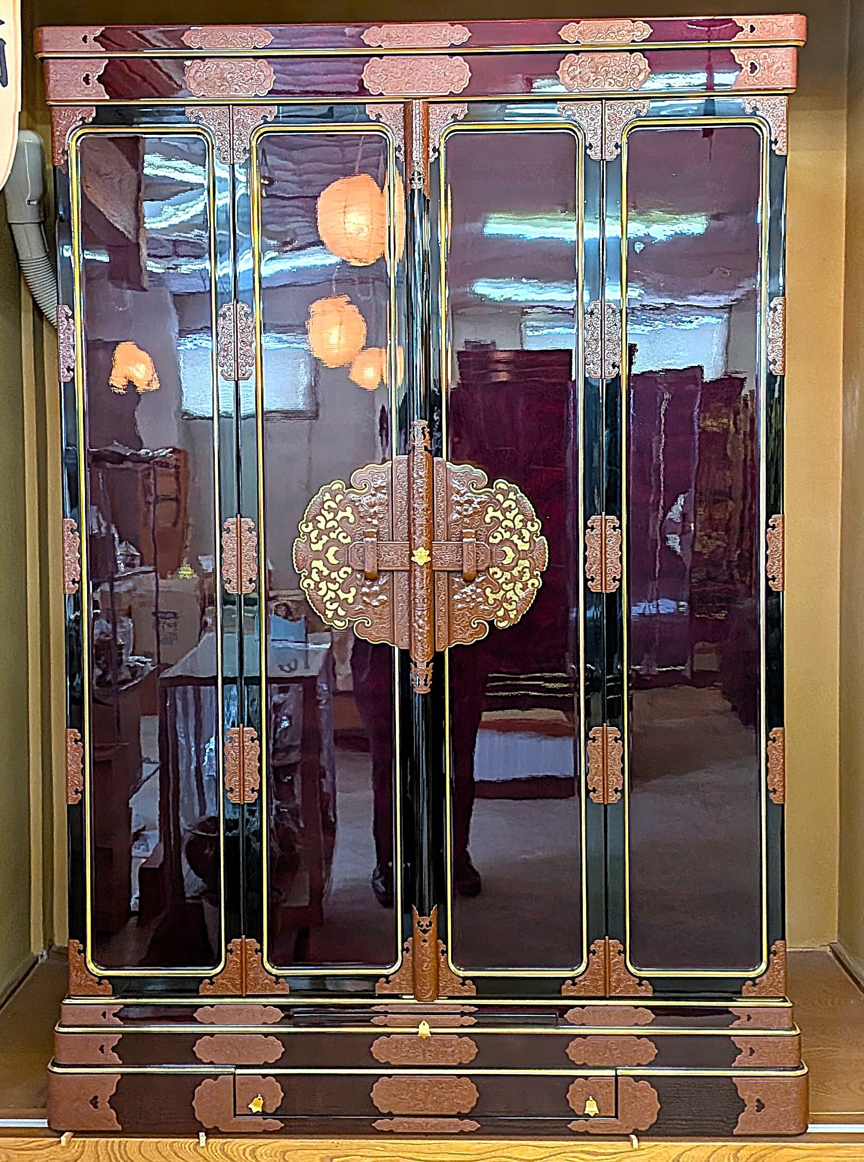 金仏壇 寶重 40号 三方開 自社配送 高さ 177cm 幅 124cm 奥行 78cm