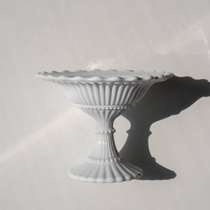 Milky Glass Stand