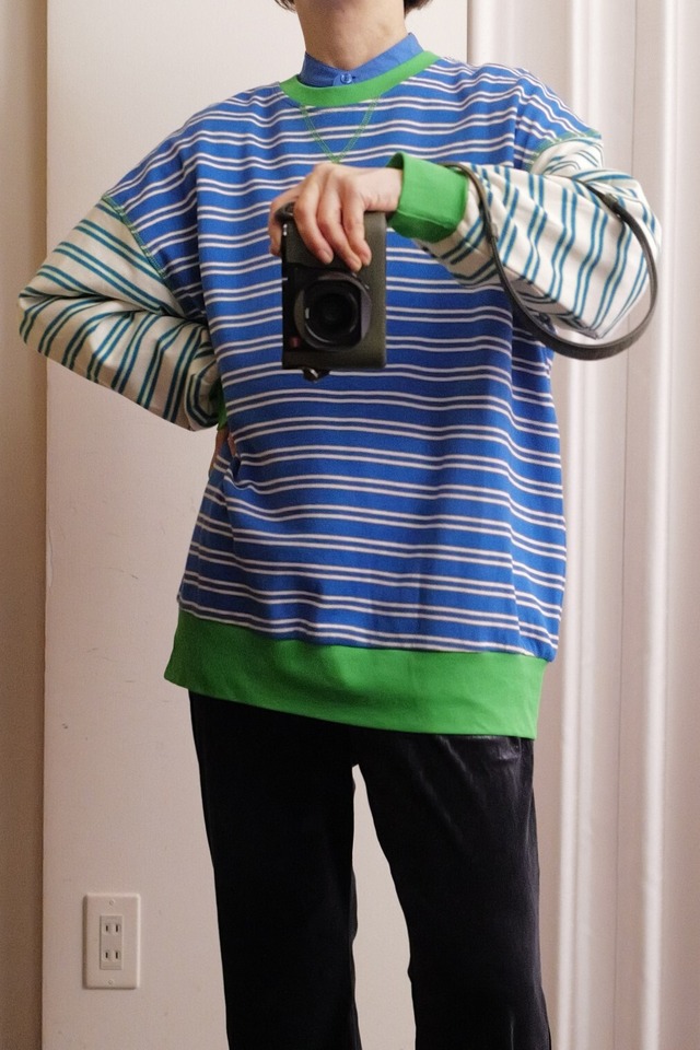 multi border sweat blue
