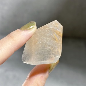 ホワイトアンフィボールインクォーツ フリーフォーム01◇White Amphiball Quartz◇天然石・鉱物・パワーストーン