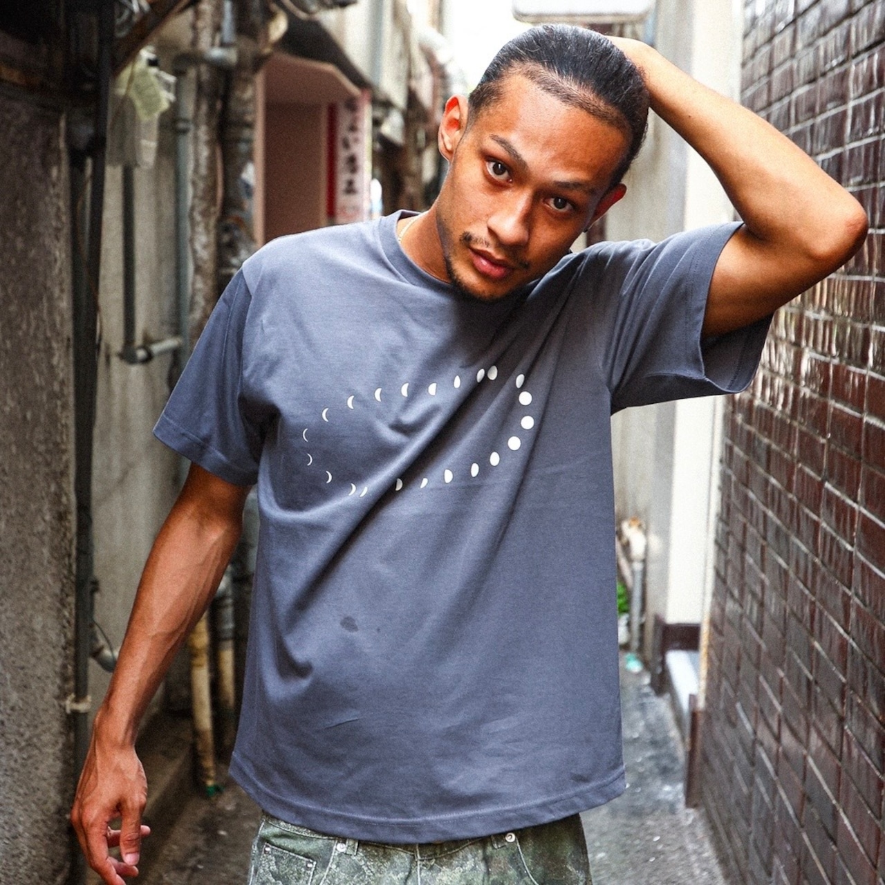 MOON PHASE PREMIUM COTTON BOX TEE