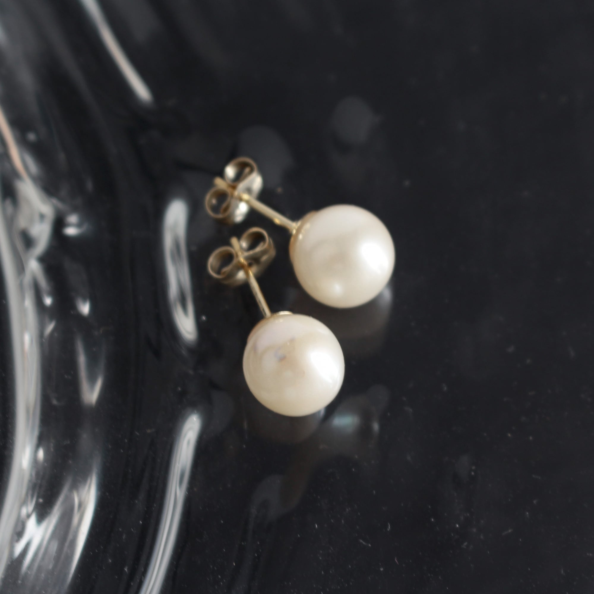 14kgf 琵琶湖パール 淡水真珠 一粒 ピアス / TSUBU pearl earring（e2