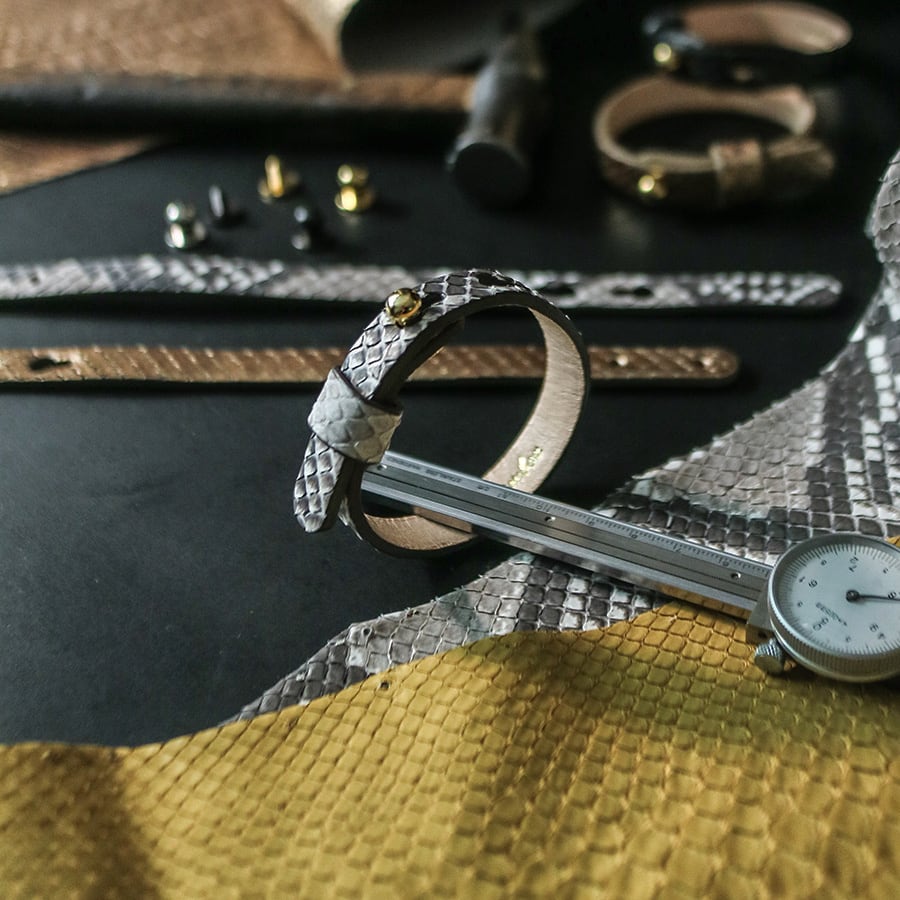 本パイソン革ブレスレット Python Leather Bracelet | crambox creating