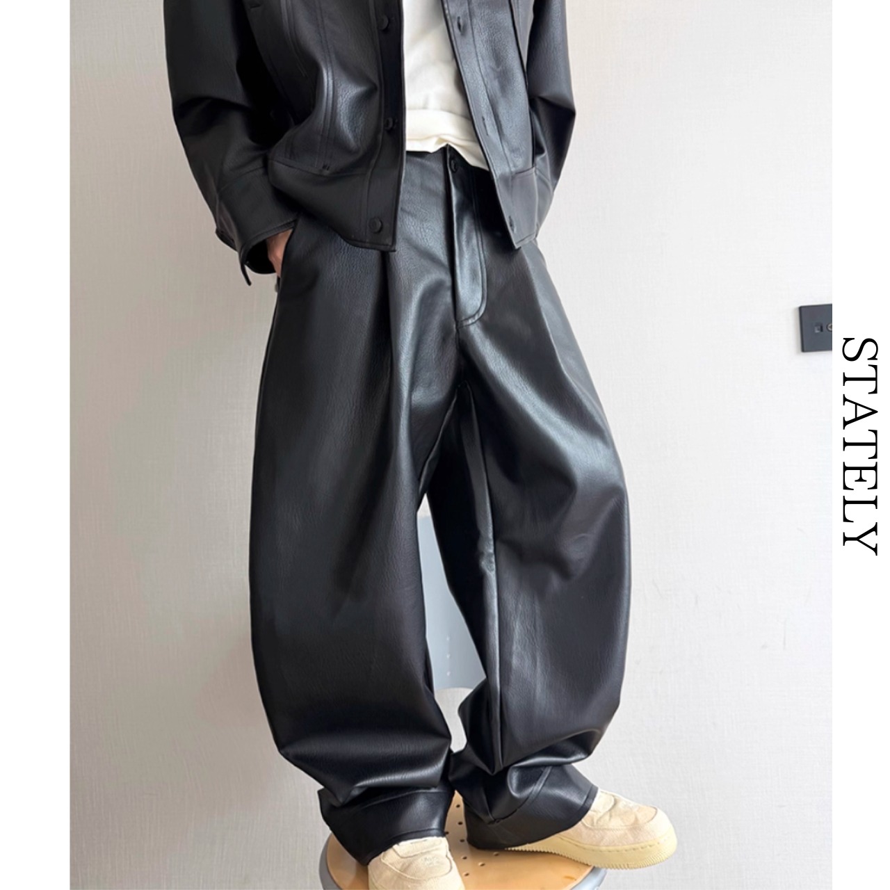 レトロPUレザーストレートパンツ_B59・画像3