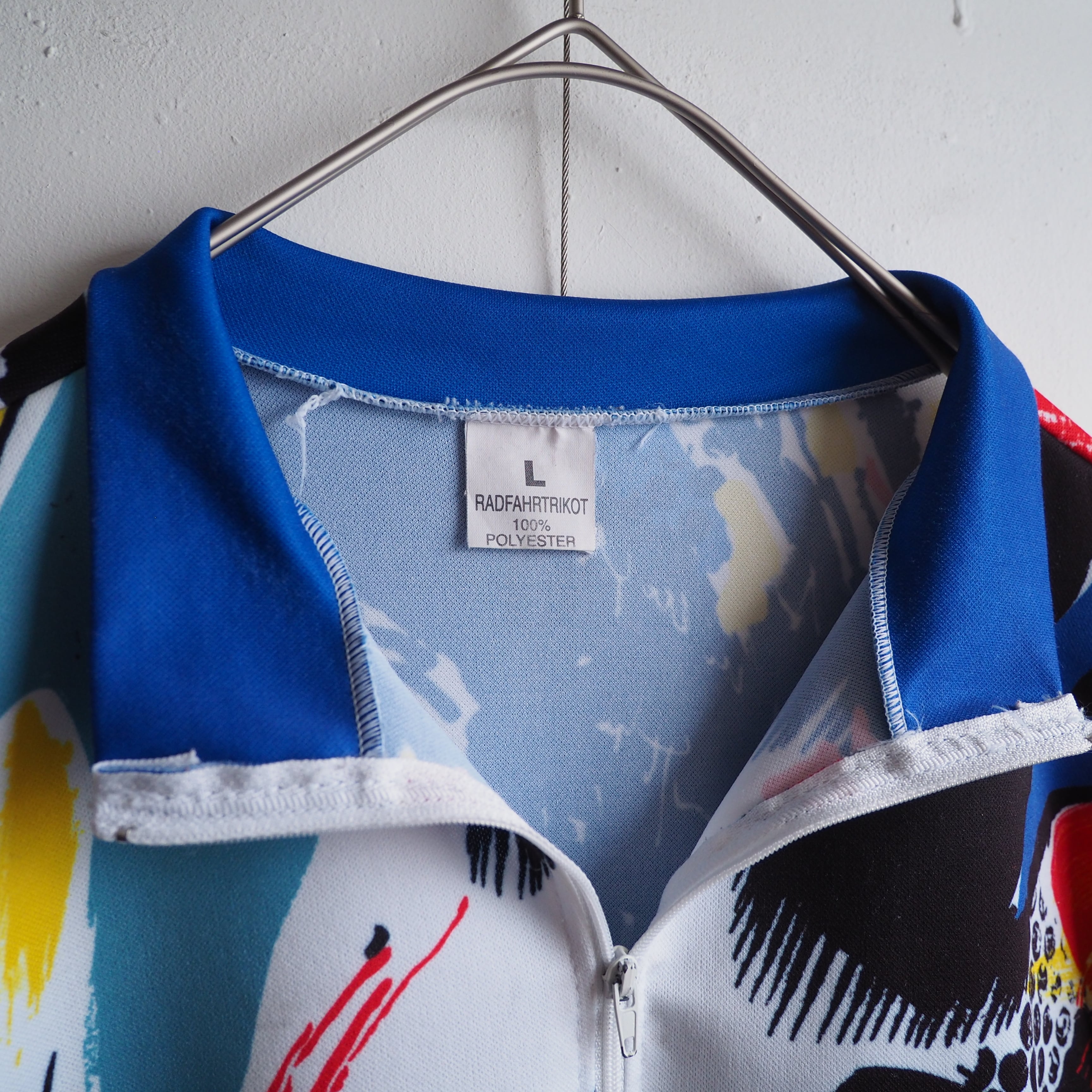 1990s Psychedelic chaos art painted vintage half zip Tee