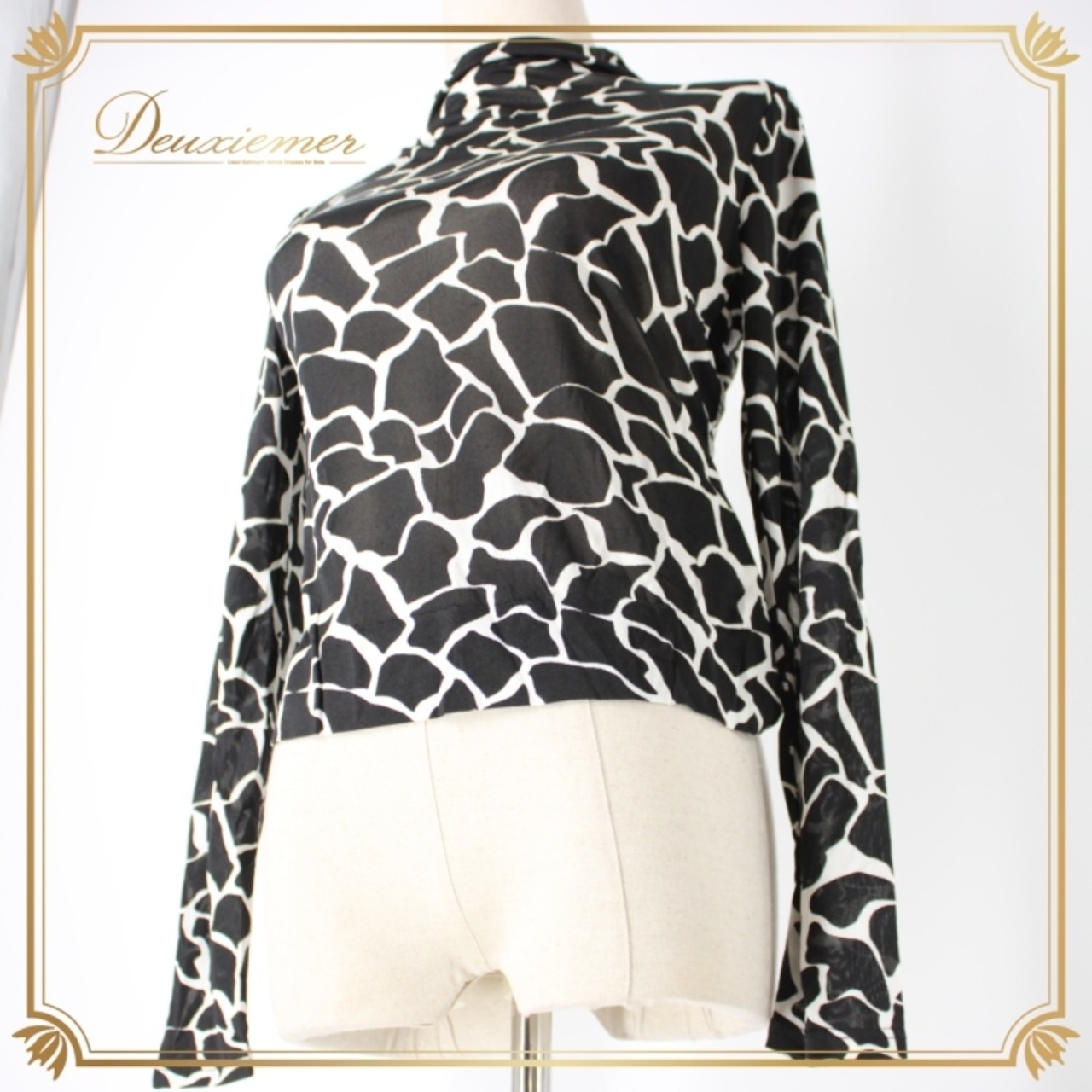 社交ダンス 衣装 スタンダード トップス レッスンウェア SPECHIO スペッチオ ブラック系 ホワイト系 白 黒 長袖 シンプル フォーマル シルク100％ 伸縮性 有り フォーマルウェア ダンス トップス おしゃれ レディース アウター 襟付き カジュアル 体型カバー コーディネート 柔らかい 頑丈 高級感 洗練された さりげない デザイン スタイル