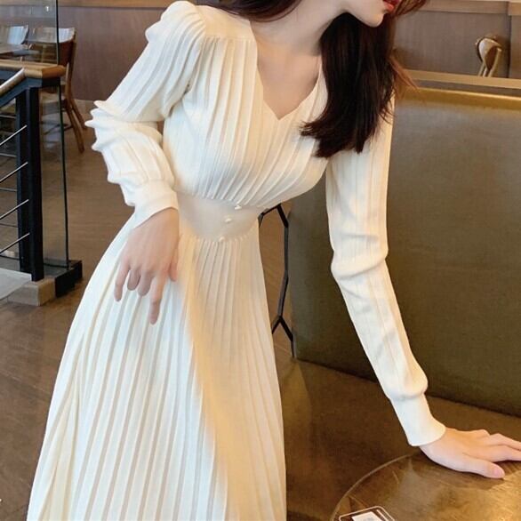 ワンピース レディース 2色 ニットワンピース ミモレ丈 長袖 Vネック スリム 細身 Xライン ウエストマーク ハイウエスト ニット かわいい 大人可愛い きれいめ シンプル カジュアル 上品 エレガント 清楚 おしゃれ 綺麗 お嬢様 セクシー おとな ナチュラル キュート ガーリー 通勤 学生 通学 デート お出かけ 女子会 散歩 カフェ巡り 送料無料 S M L ホワイト ブラック 春 秋 10代 20代 30代 ママ 韓国系 着回し 普段使い 体型カバー 脚長 ファッション コーデ モテ トレンド