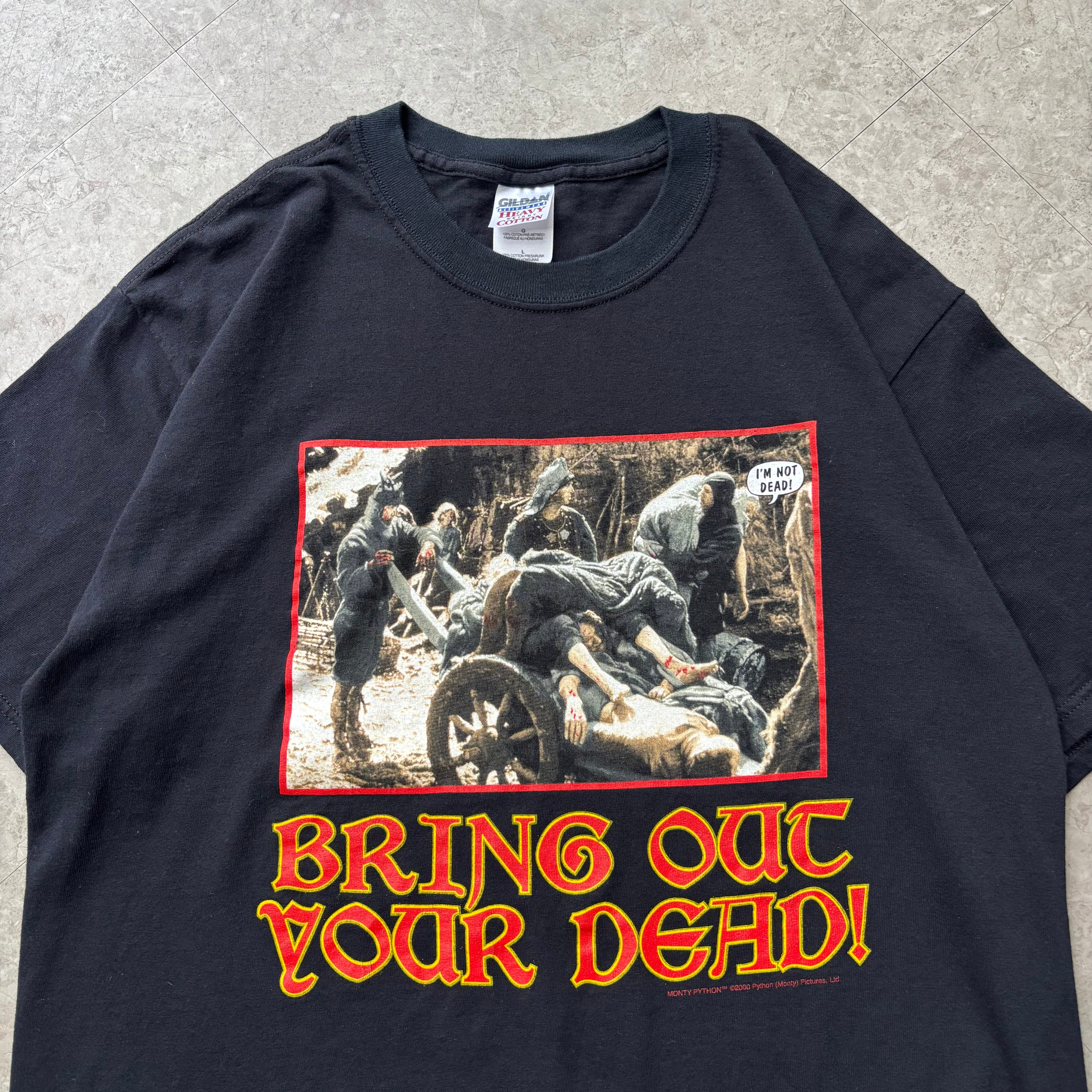 2000s MONTY PYTHON & HOLY GRAILL "BRING OUT OUR DEAD"T-shirt【仙台店】