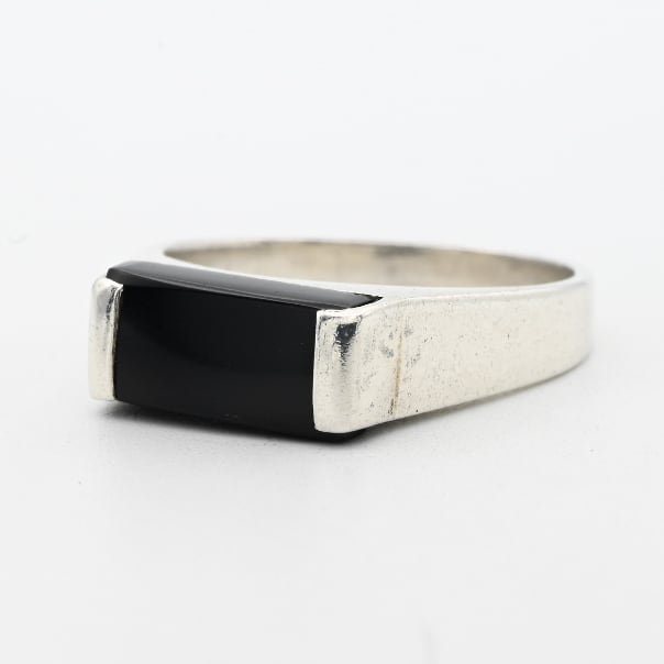 Black Onyx Accent Modern Bar Top Ring #17.0 / Denmark