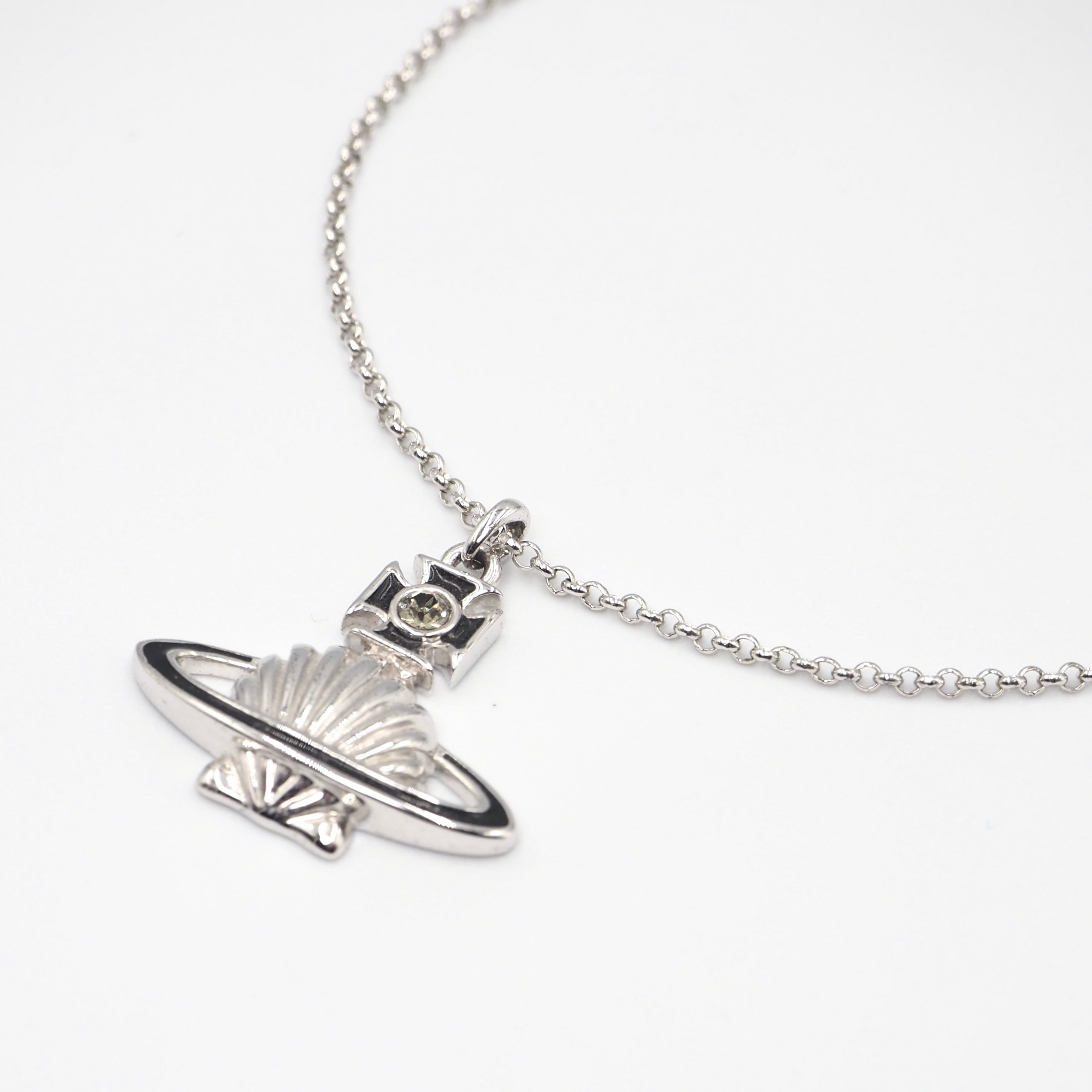 Vivienne Westwood シェルオーブ ネックレス GP ヴィヴィアンウエストウッド