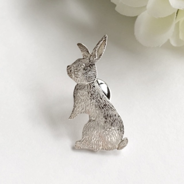 Silver brooch　usagi  no.70003