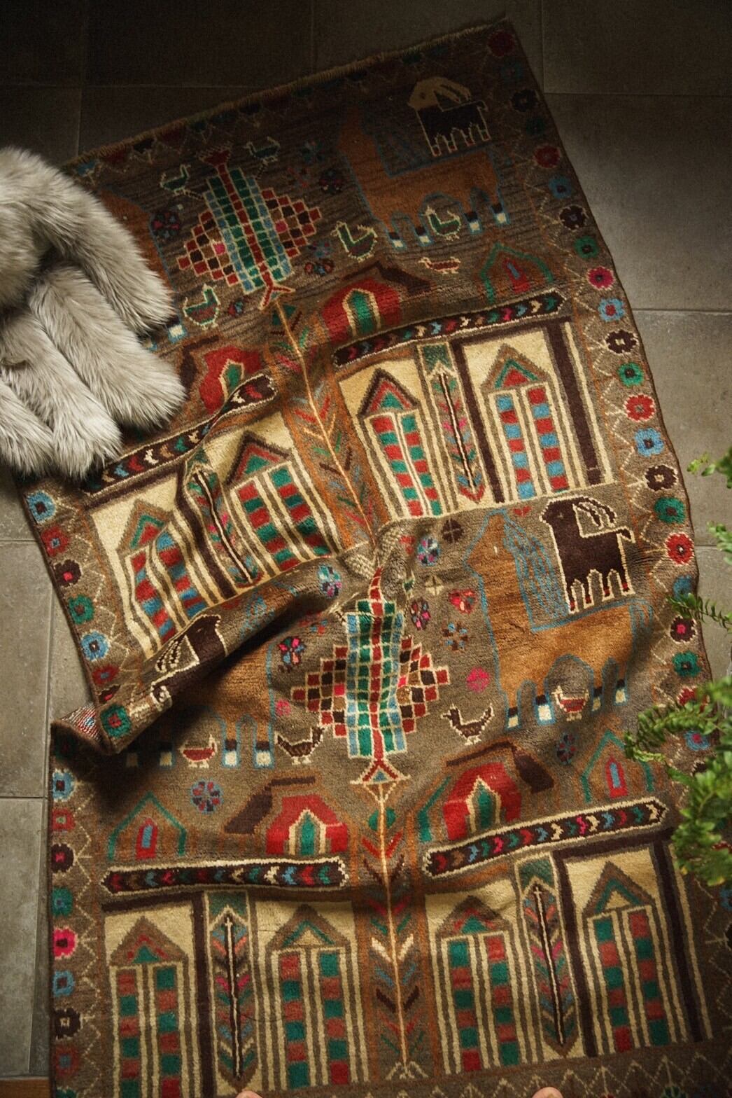 1011 -Vintage Baluch prayer rug