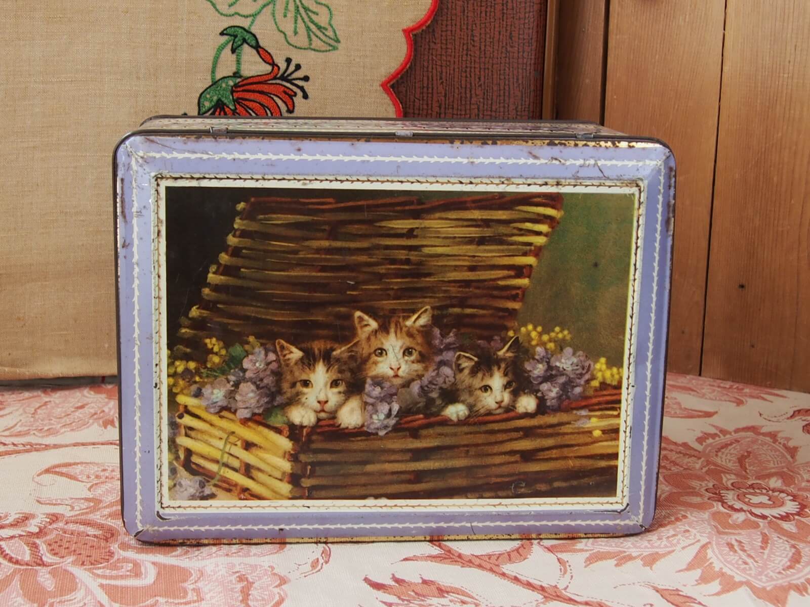 イギリスアンティーク 猫の缶 お菓子缶 | Bonny Bee