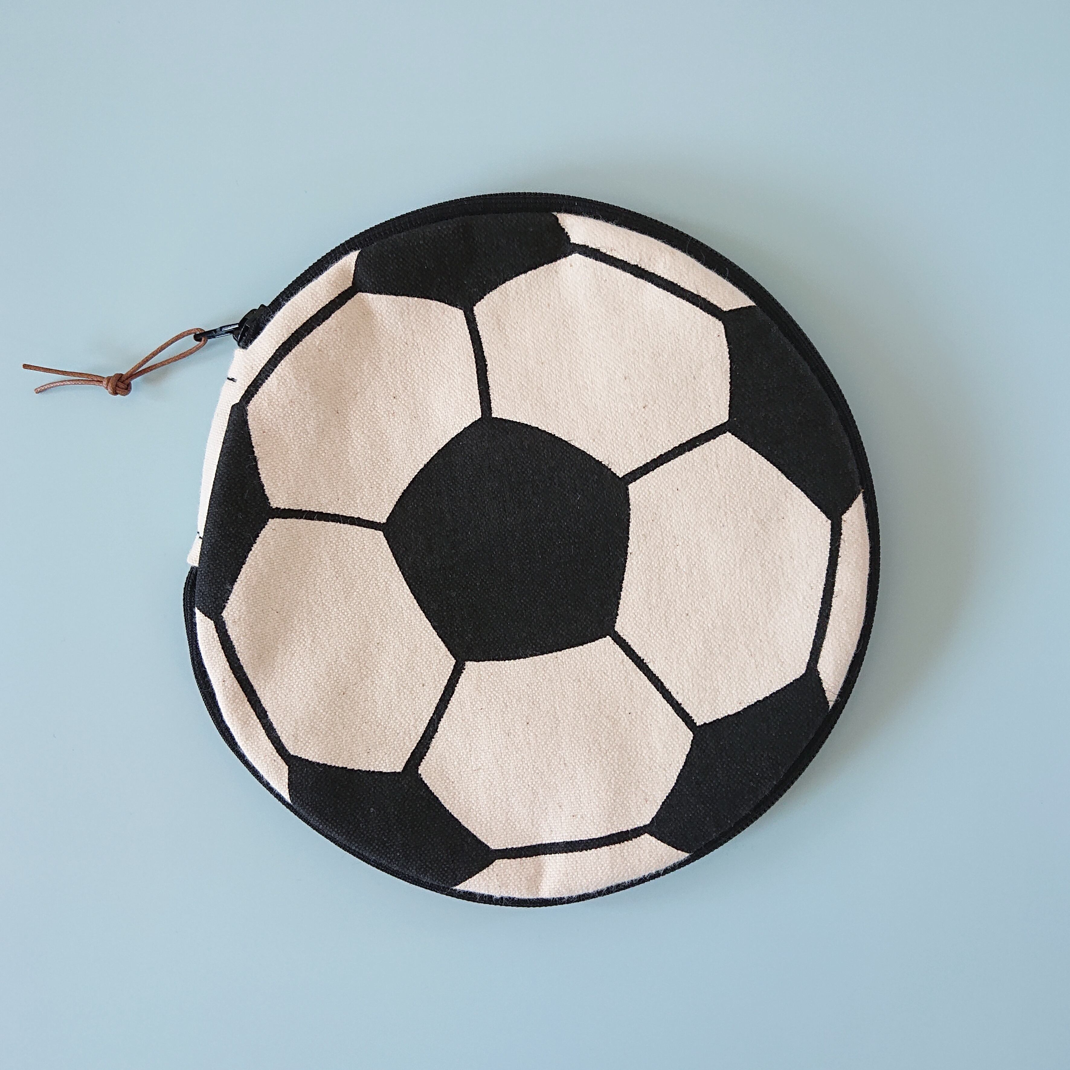 大きなサッカーボールポーチ | zakka 7070ーオリジナルテキスタイル