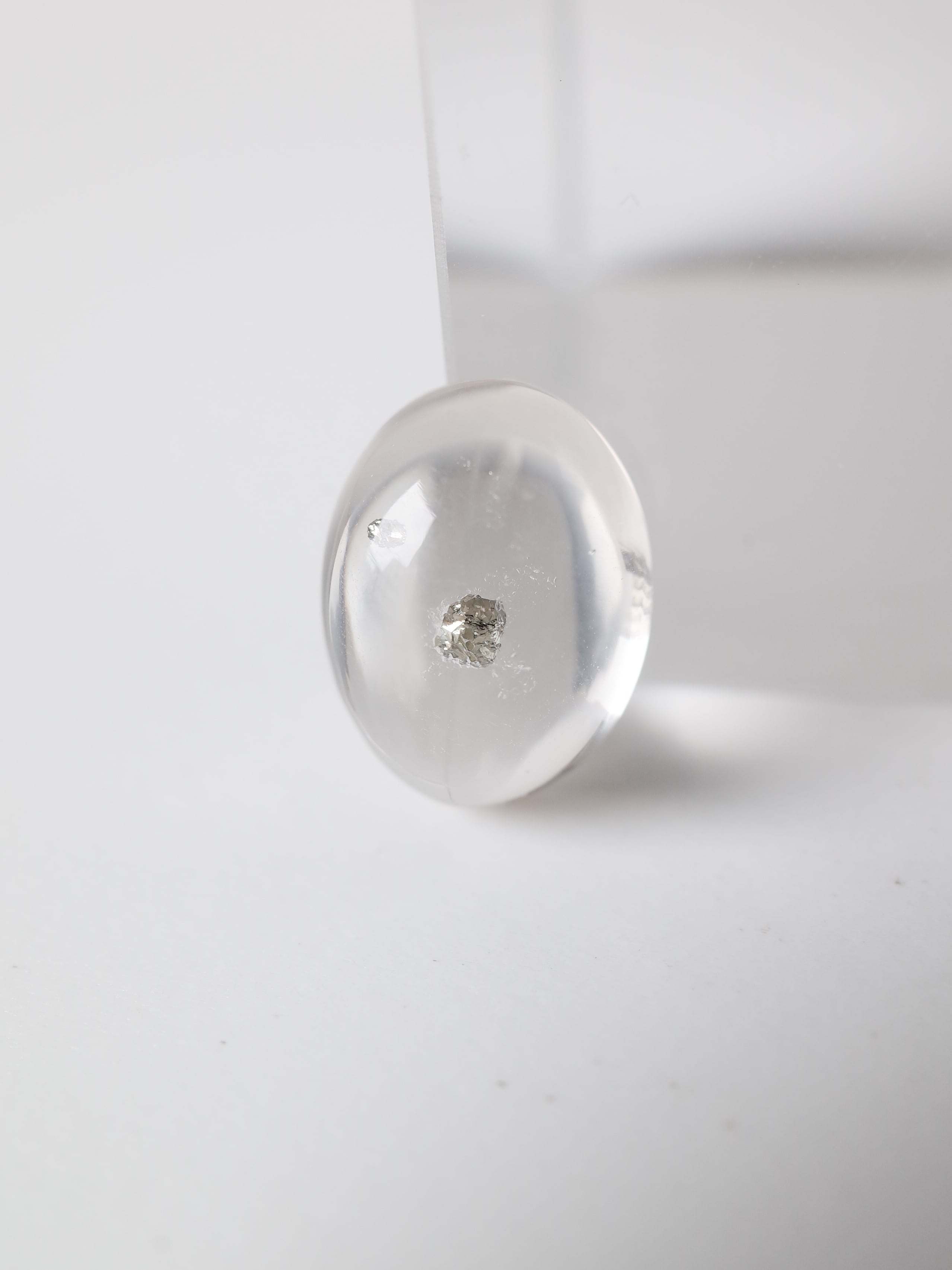 パイライトインクォーツ - b08