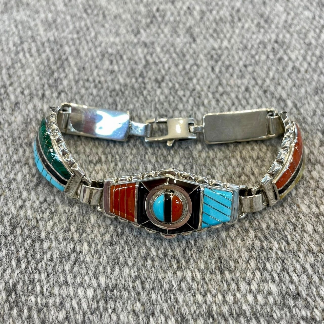 ドンデワ（Don Dewa）スピナーサンフェイスブレスレット