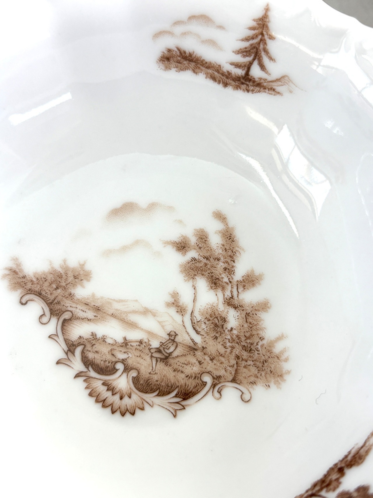 小皿　小ボール　2個セット　エレガントな縁飾り　マロンカラー風景画　Seltmann Weiden社 12twer6