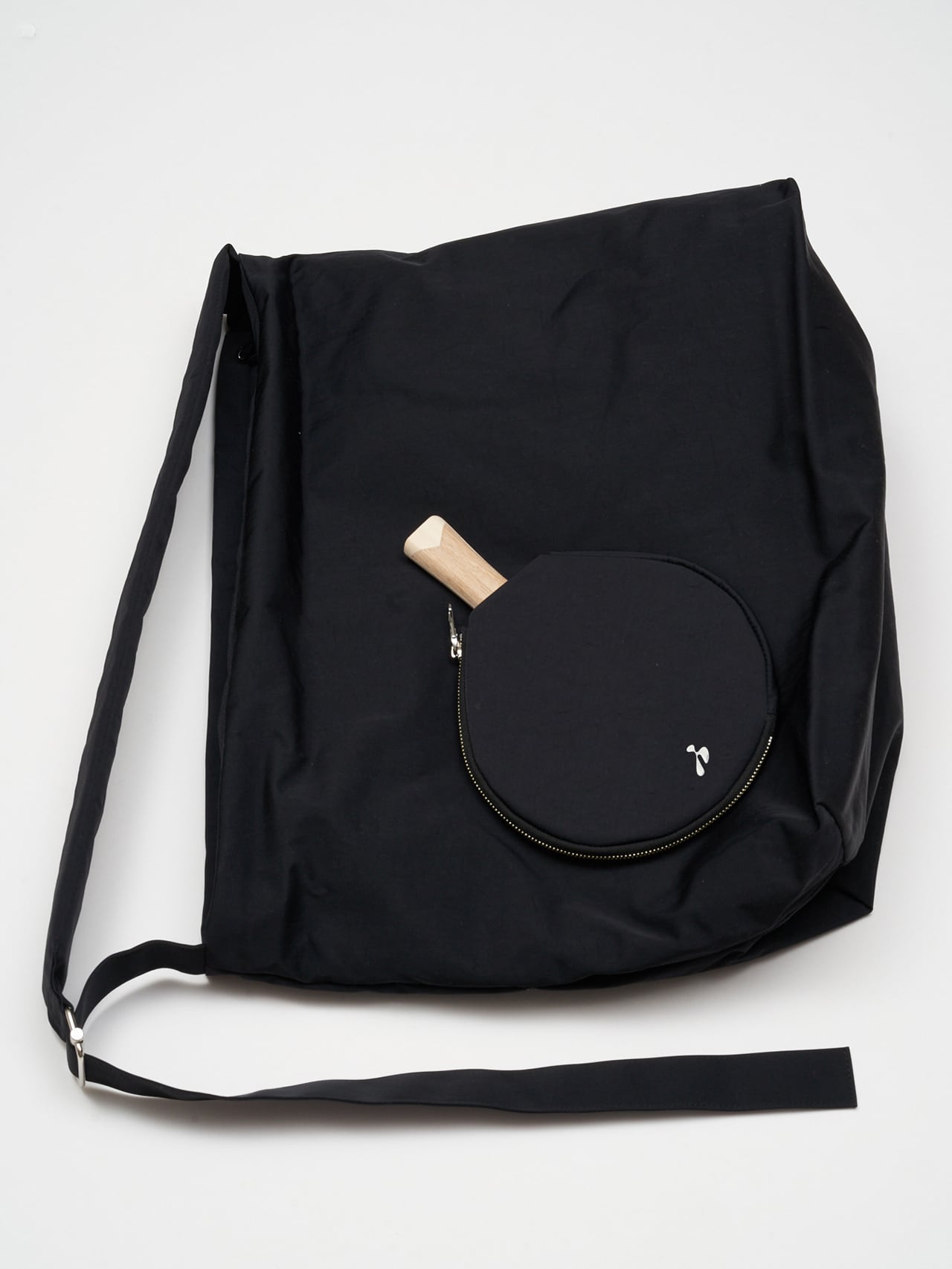 HIDAKA メッセンジャーバッグ　black UNEEK BASEMNT - Discover independent style.