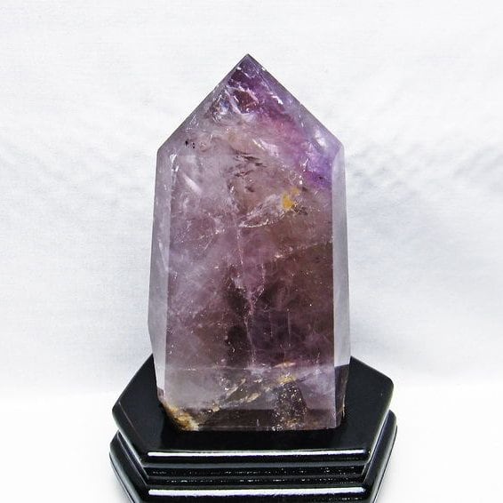 1.3Kg アメジスト 六角柱 アメシスト ポイント 置物 原石 ファントム 台座付属 一点物 152-2120