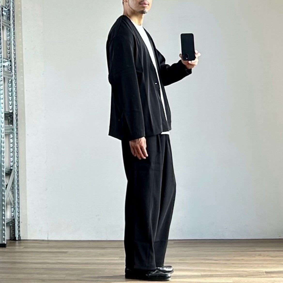 LAMOND (ラモンド) ノーカラージャケット カーディガンブラックsize3 25AW》【LA MOND】TWILL TWIST CARDIGAN CENTER SEAM PANTS ラモンド