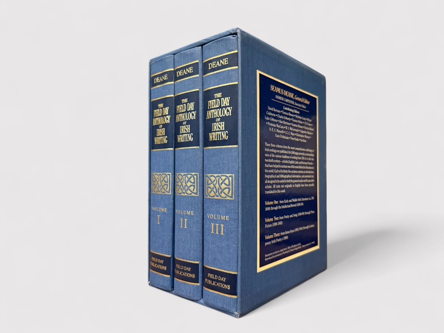 【SL909】【FIRST EDITION】The Field Day Anthology of Irish Writing, Complete set in 3 volumes in slipcase(1991) /Seamus Deane