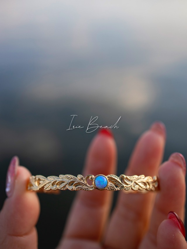 opal bangle