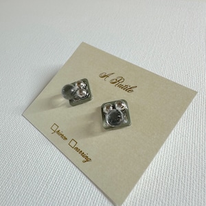 カラーフープスクエアピアス