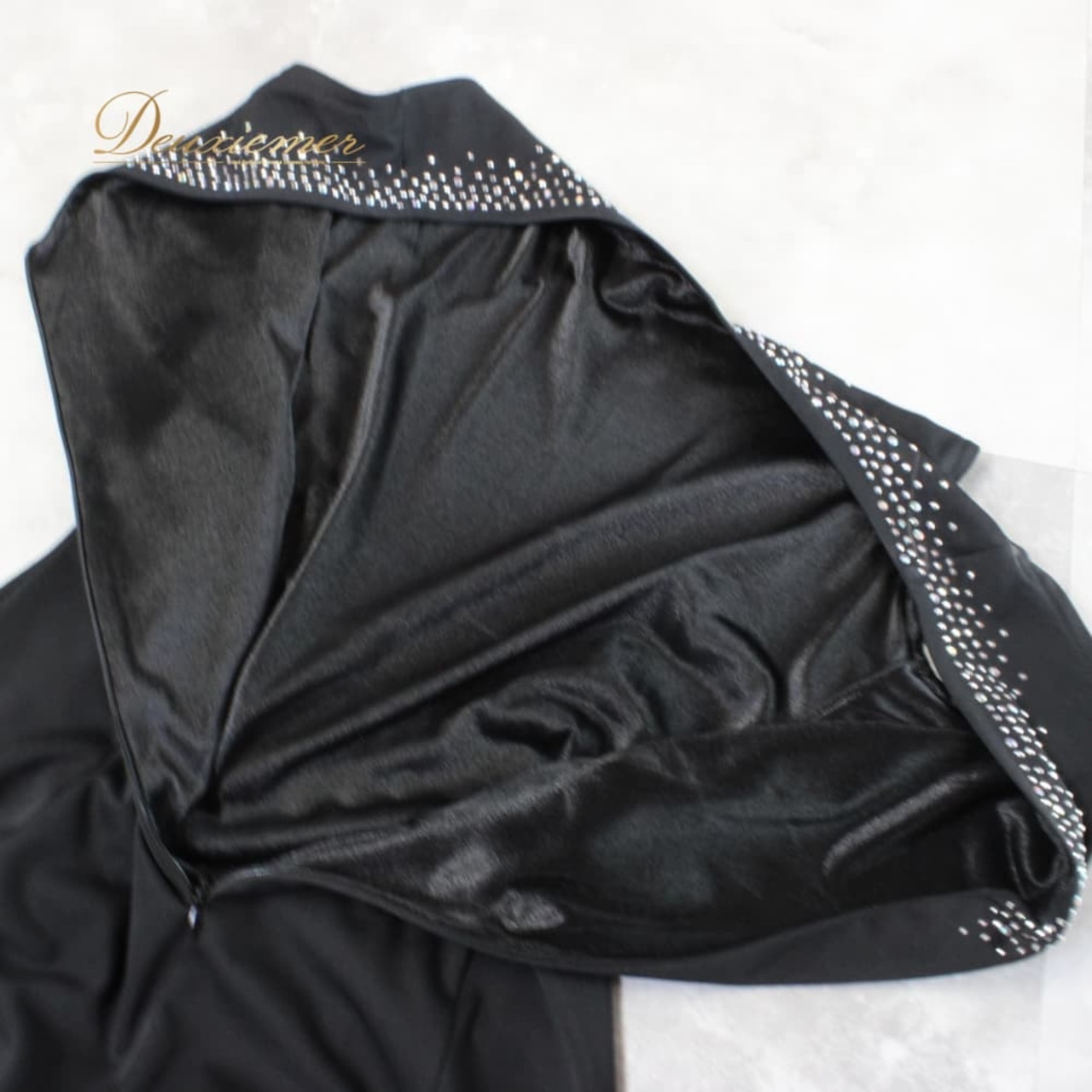 社交ダンス 衣装 スタンダード ドレス ワンピース レッスンウェア パーティドレス ブラック系 ラインストーン 黒 ノースリーブ フォーマル スタンダードドレス ロングワンピース 社交ダンスワンピース ダンスドレス フレアスカート Aライン 輝き ラインストーン装飾 黒ドレス キラキラ ストーン付き フォーマルワンピース ナイトパーティ ワルツ モダン 競技用 レッスン用 練習着 ノースリーブドレス 伸縮性あり ファスナー付き クラシック ブラックドレス レディース 女性用 上品 きれいめ