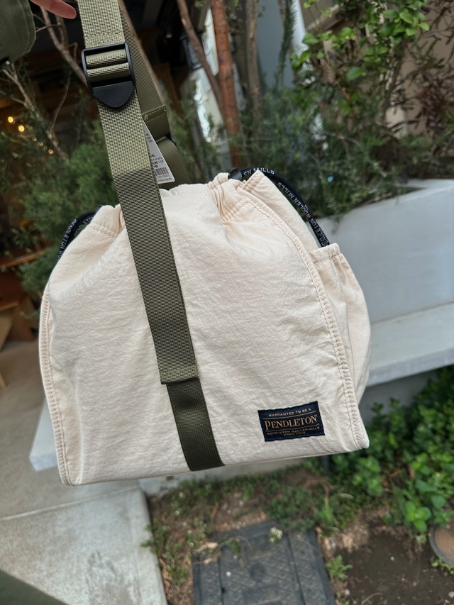 【PENDLETON】DRAW 2WAY BAG / OFF WHITE × KHAKI