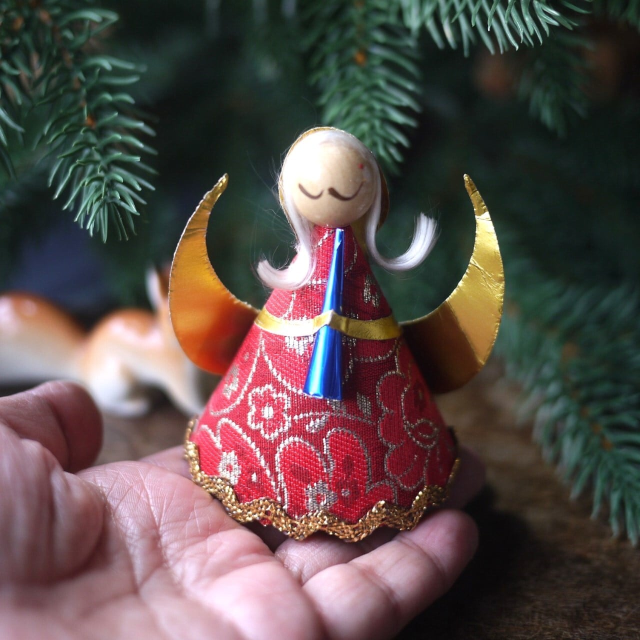 クリスマスツリートッパー ラッパを吹く天使 ドイツ | こりすのパン屋