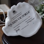 英国 コールポート Queen Victoria フィギュリン ヴィクトリア女王１５０周年記念　限定7500体 冊子・証明書・木製台座付き thumbnail 15