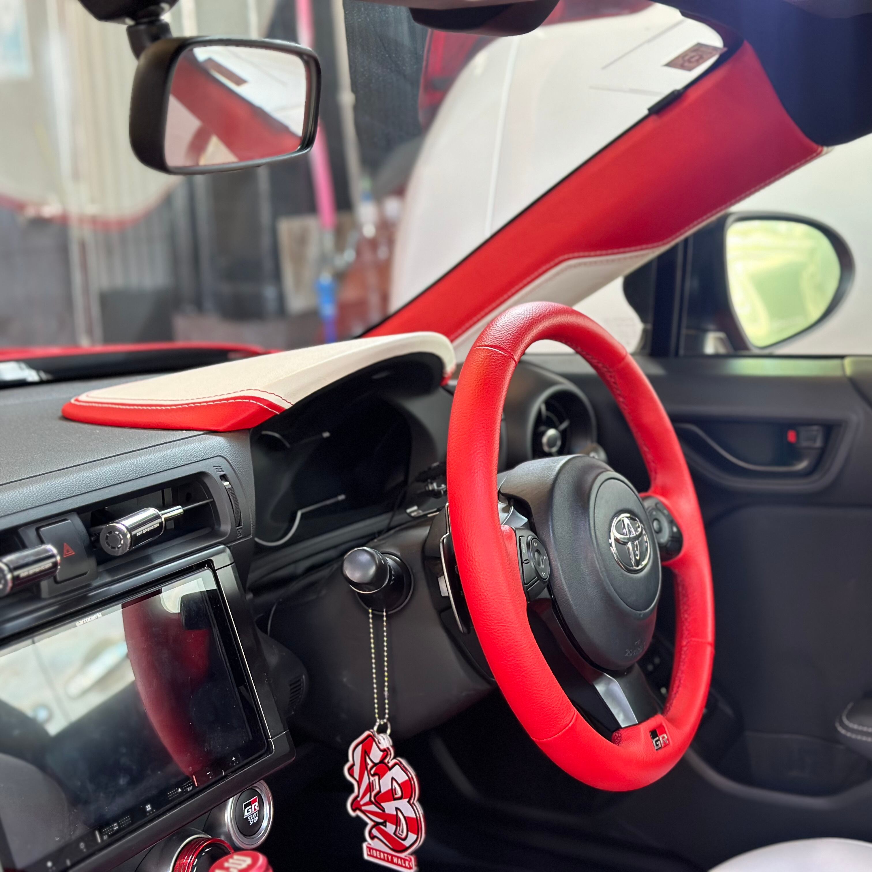車 トヨタ スープラ Aピラー左右セット