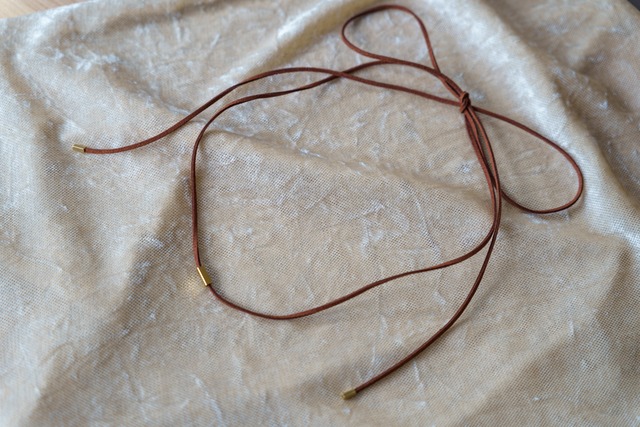 one stroke sketch necklace