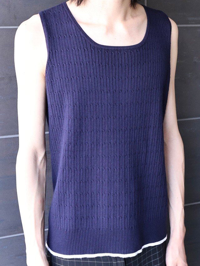 hem detail tank top