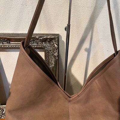 B.stuff　Vカットバッグ(大)