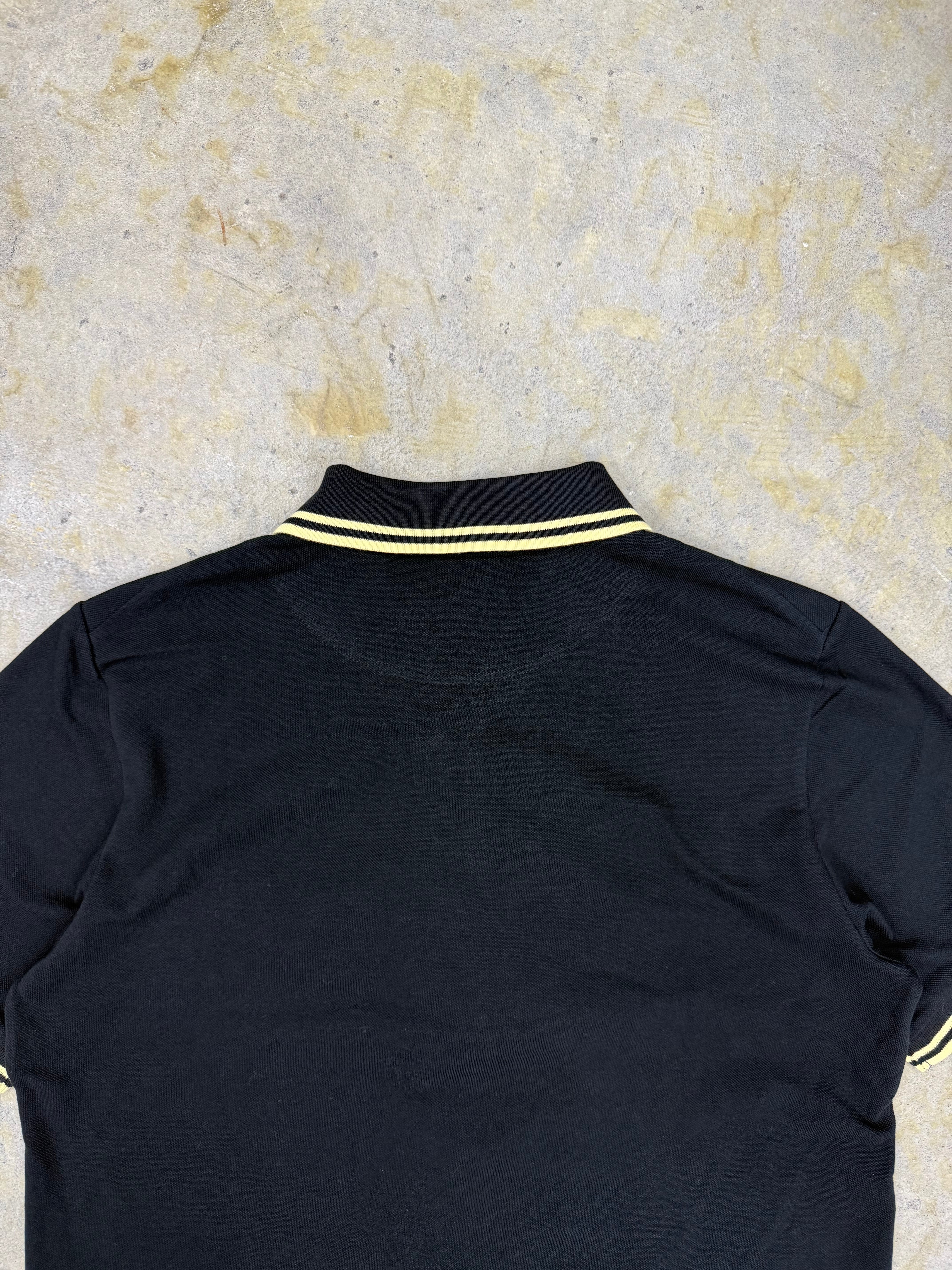 YUKI HASHIMOTO | YNECK POLO SHIRTS | BLACK | HOWDAY