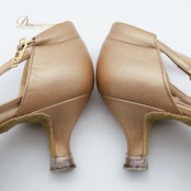 社交ダンス 衣装 スタンダード シューズ 24 1/2サイズ ブラウン系 ケントダンス Kentdance 無地 シンプル 明るい ストラップ 日本製 練習 レッスン 光沢 高級感 イベント ステージ ダンス衣装 ダンスシューズ