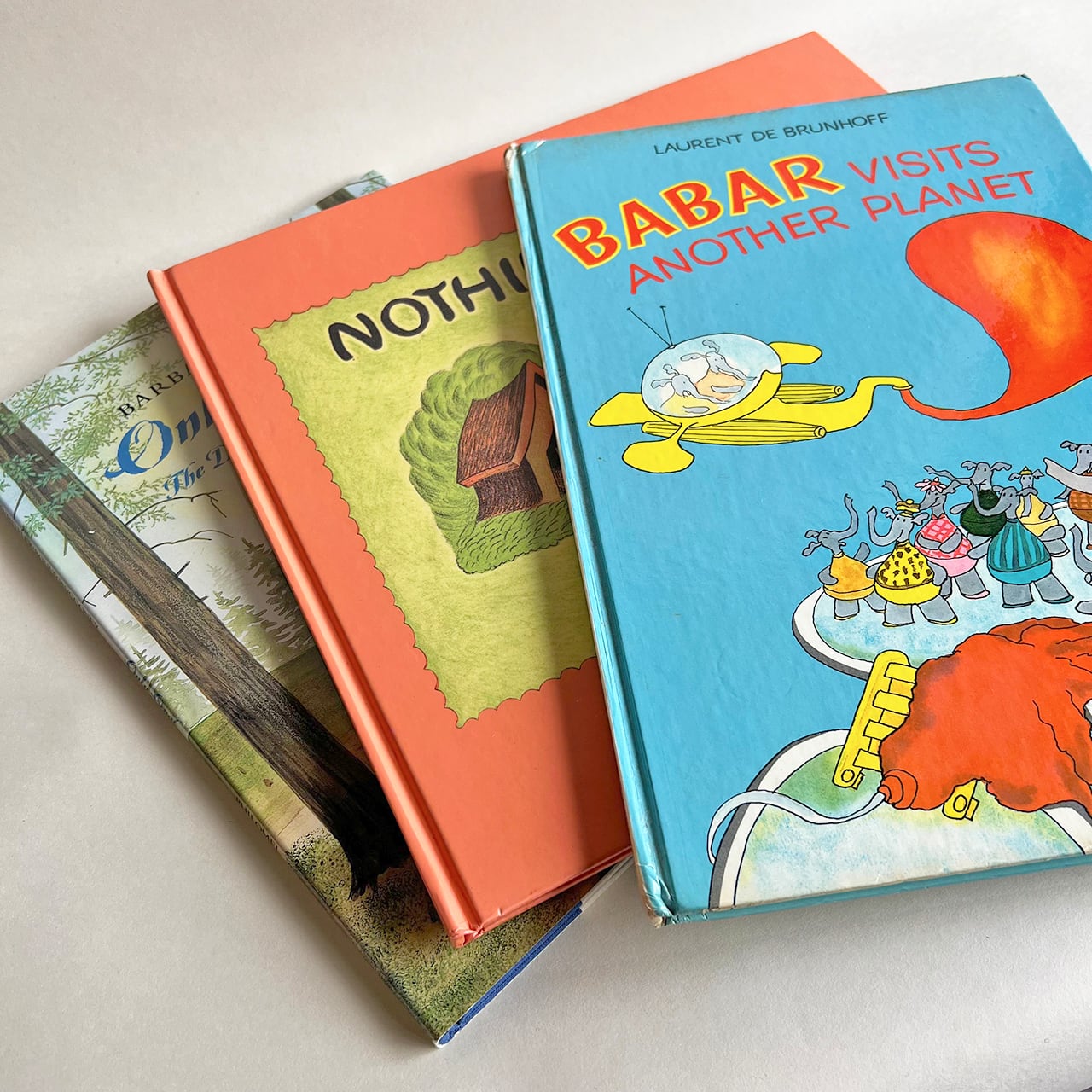 絵本 BABAR VISITS ANOTHER PLANET ババール 宇宙への旅 | PIMLICO