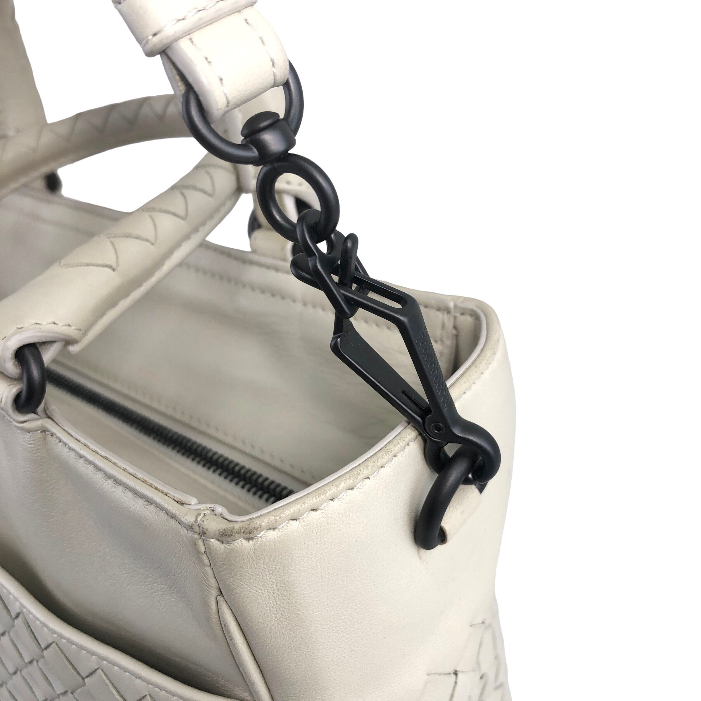 Bottega Veneta ボッテガ・ヴェネタ イントレチャート ショルダー