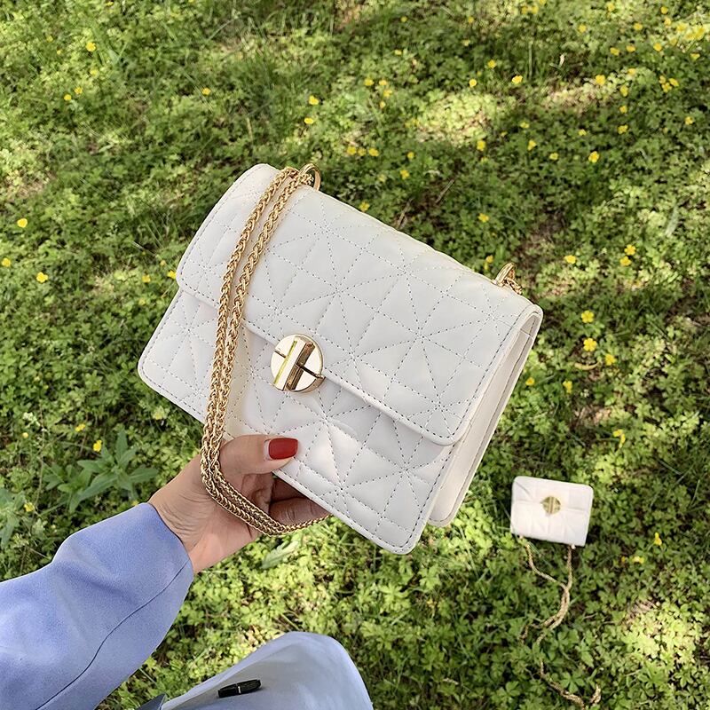 チェーンバッグ女性のクロスボディバッグ2020人気の新しいタイドネットレッドファッションショルダーバッグ夏の野生の小さな正方形のバッグ Tiancai_Wing_Bag6606658