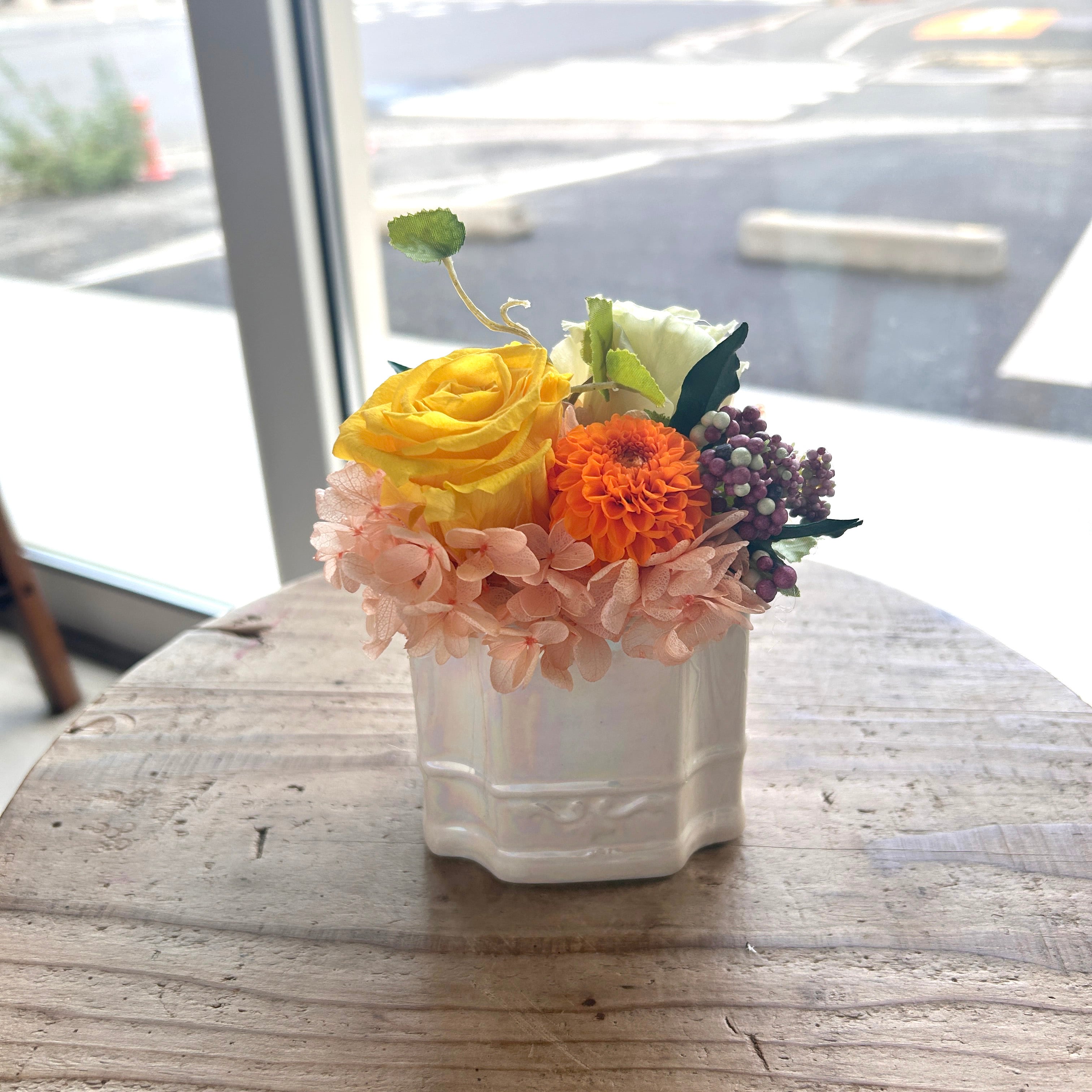 「アビー」プリザーブドフラワーアレンジメント