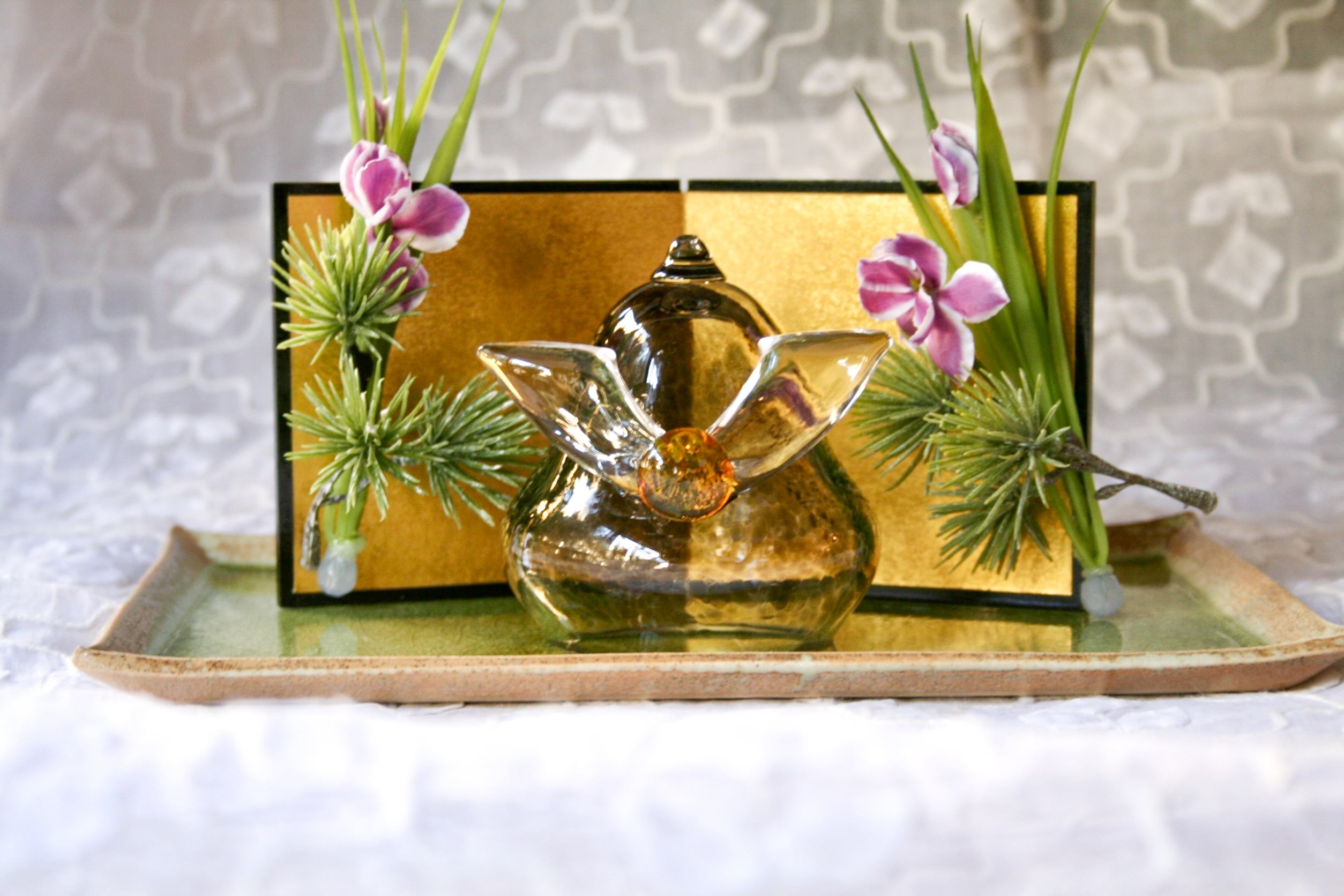 25春】【端午の節句】ガラス兜（屏風、菖蒲付） | TSUNE;田中恒子の器