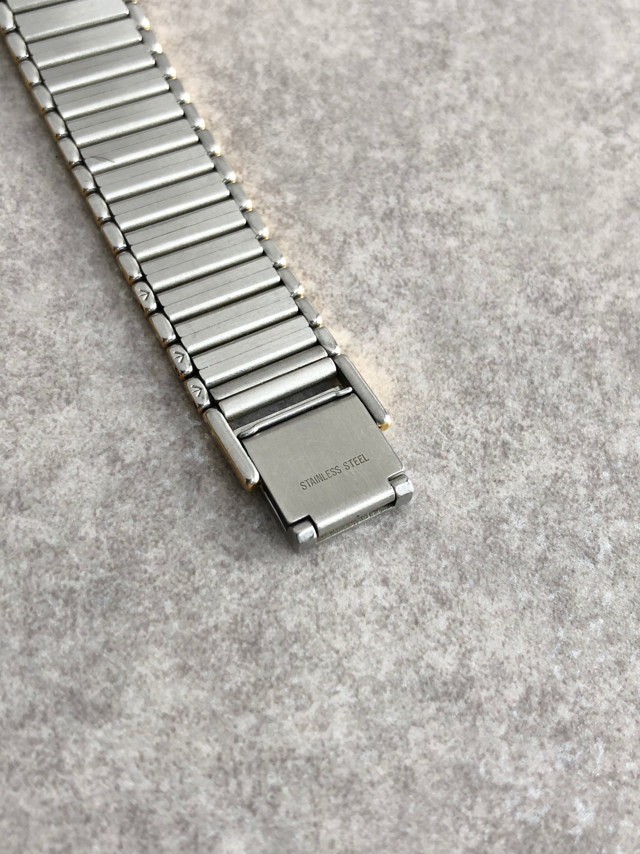 し*く様 yvesSantLaurent ビンテージSG 未使用超美品 Yves Saint Laurent イヴ・サンローラン 腕時計 シルバー YSL 345010